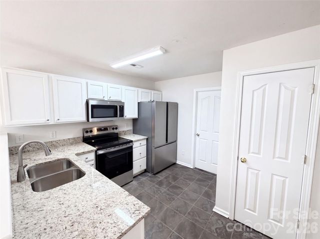 12843 Slade Castle Court, Charlotte, NC 28273