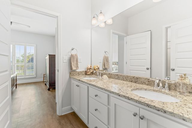 451 Eagle Lake Way, Panama City, FL 32404