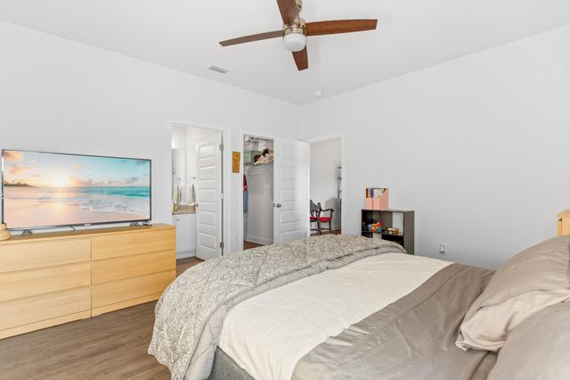 451 Eagle Lake Way, Panama City, FL 32404