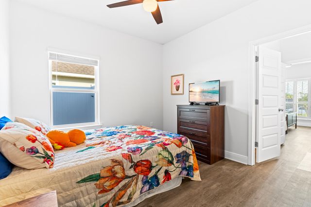 451 Eagle Lake Way, Panama City, FL 32404