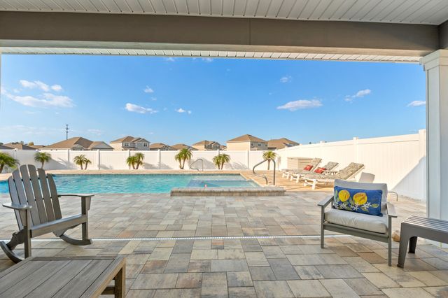 451 Eagle Lake Way, Panama City, FL 32404