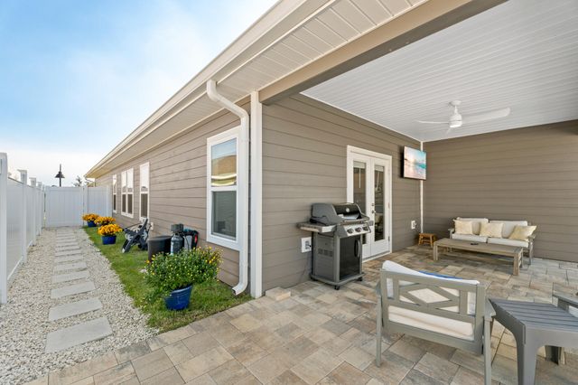 451 Eagle Lake Way, Panama City, FL 32404