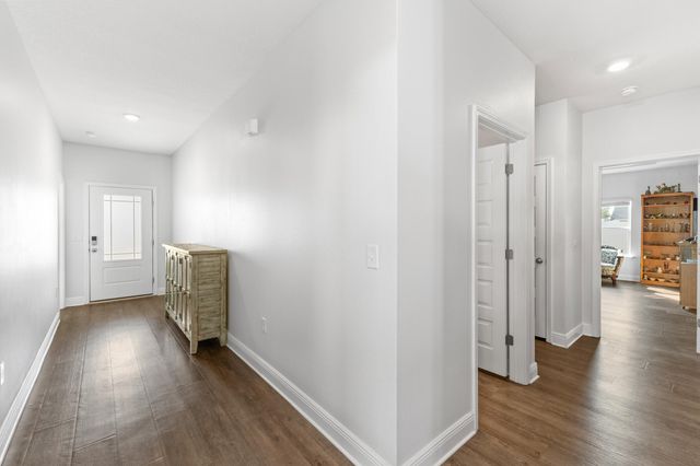 451 Eagle Lake Way, Panama City, FL 32404