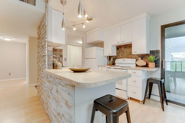 1920 S 1st Street 304, Minneapolis, MN 55454