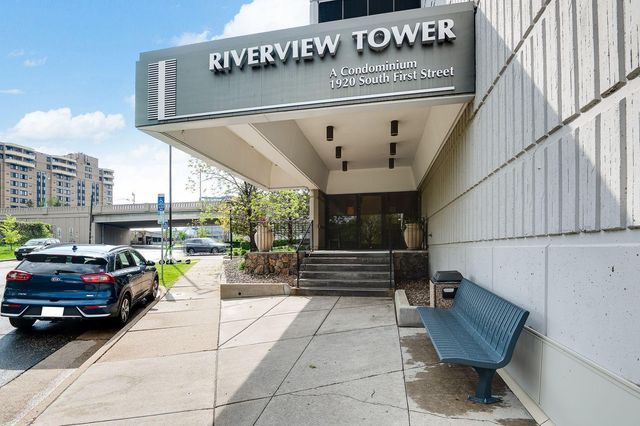 1920 S 1st Street 304, Minneapolis, MN 55454