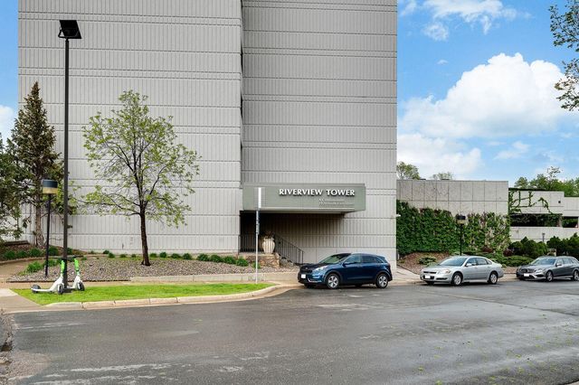 1920 S 1st Street 304, Minneapolis, MN 55454