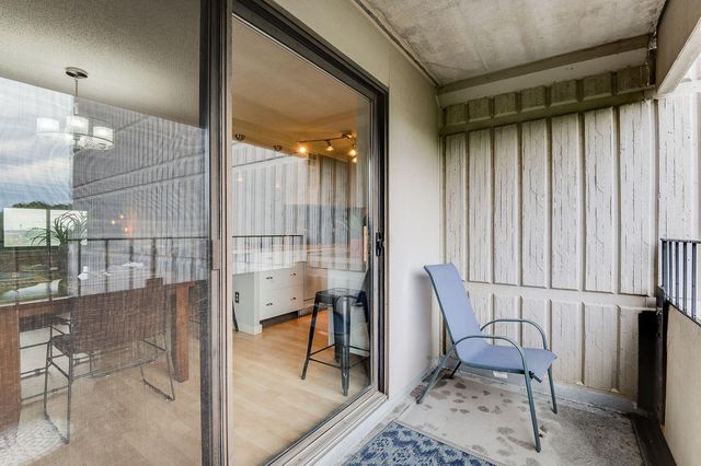 1920 S 1st Street 304, Minneapolis, MN 55454