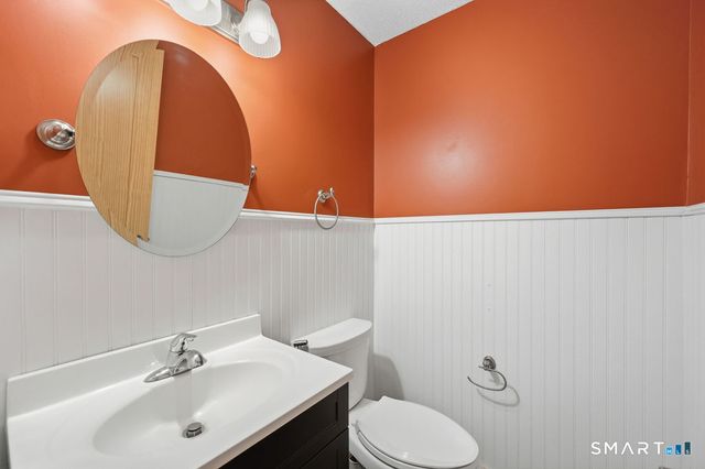 70 Conestoga Way 70, Glastonbury, CT 06033