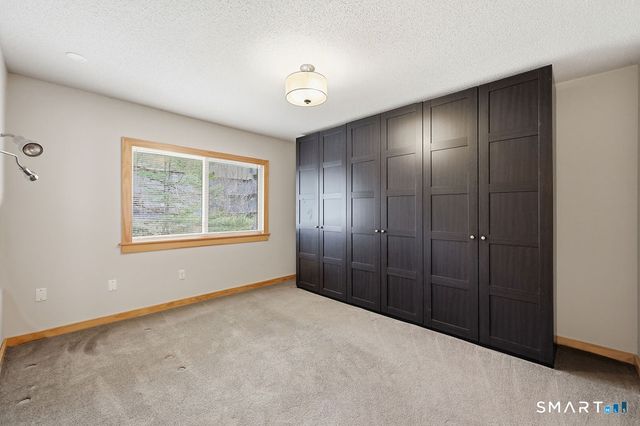 70 Conestoga Way 70, Glastonbury, CT 06033