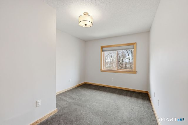 70 Conestoga Way 70, Glastonbury, CT 06033