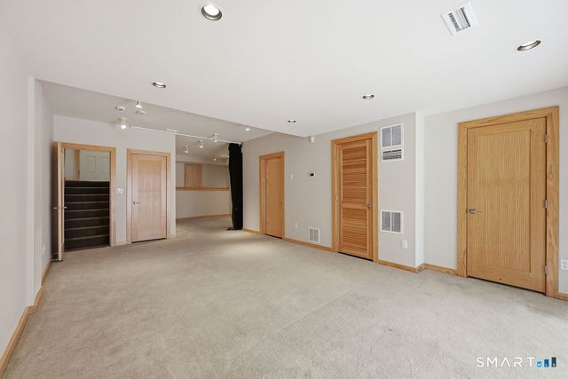 70 Conestoga Way 70, Glastonbury, CT 06033