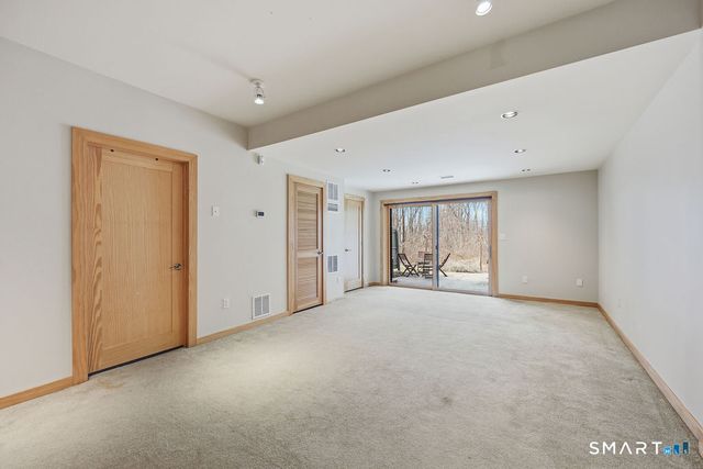 70 Conestoga Way 70, Glastonbury, CT 06033