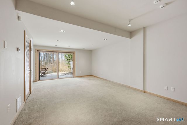 70 Conestoga Way 70, Glastonbury, CT 06033