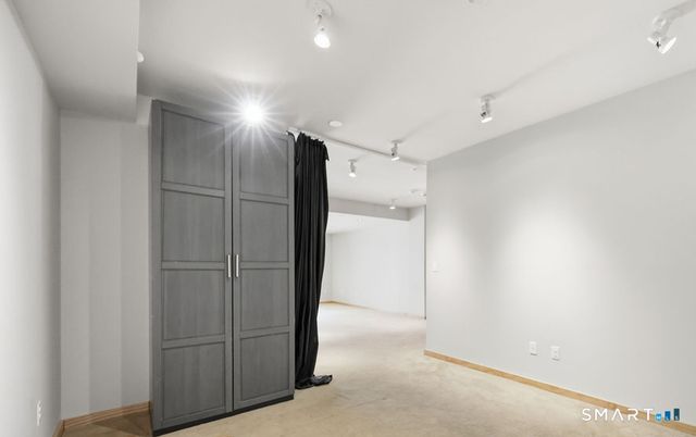 70 Conestoga Way 70, Glastonbury, CT 06033