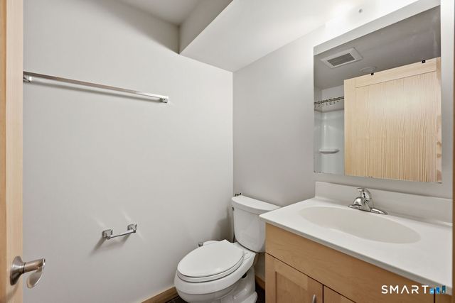 70 Conestoga Way 70, Glastonbury, CT 06033