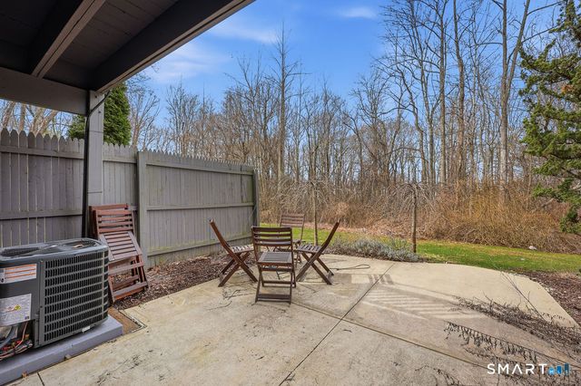 70 Conestoga Way 70, Glastonbury, CT 06033