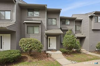 70 Conestoga Way 70, Glastonbury, CT 06033