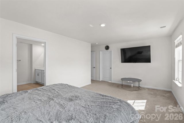 136 Sycamore Springs Drive, Statesville, NC 28677