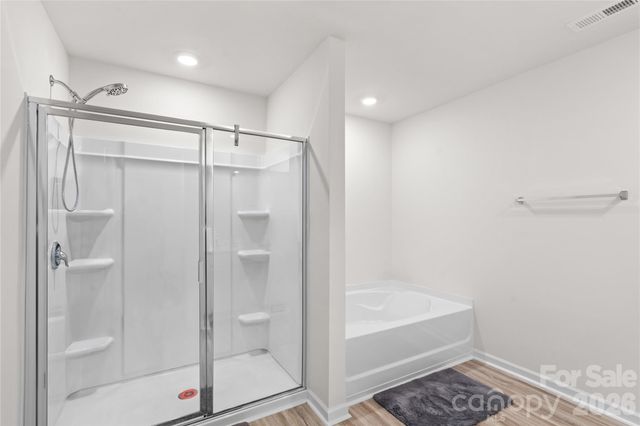 136 Sycamore Springs Drive, Statesville, NC 28677