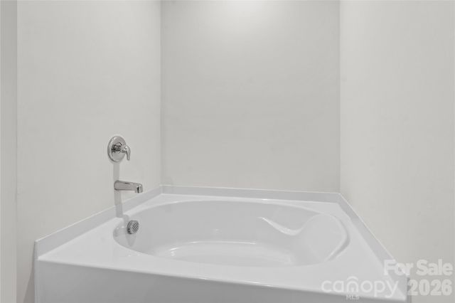 136 Sycamore Springs Drive, Statesville, NC 28677