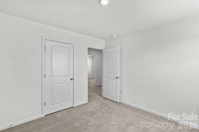 136 Sycamore Springs Drive, Statesville, NC 28677