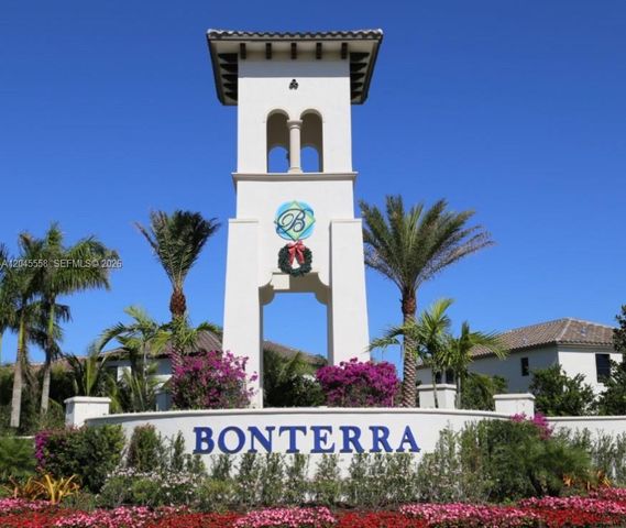 3209 W 98th Place, Hialeah, FL 33018