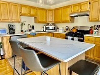 14 Gilbert Street 14, Newton, MA 02458