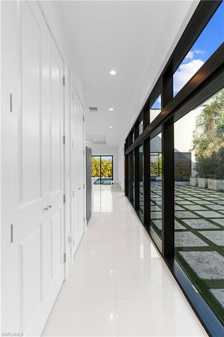 1817 SW 11th TER, Cape Coral, FL 33991