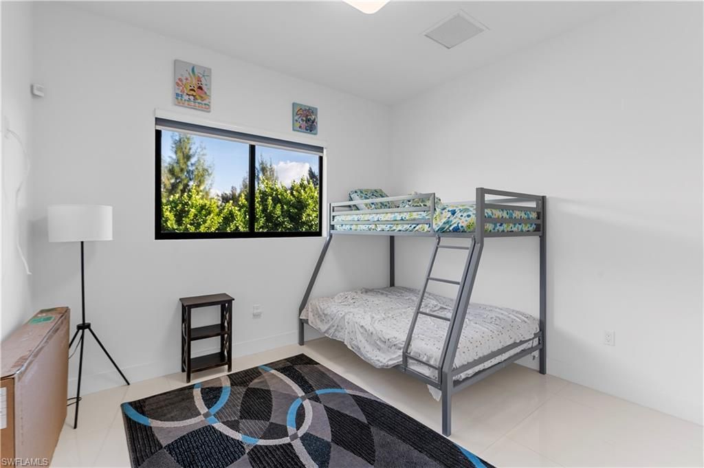 Image 17 of property listing at 1817 SW 11th TER, Cape Coral, FL 33991