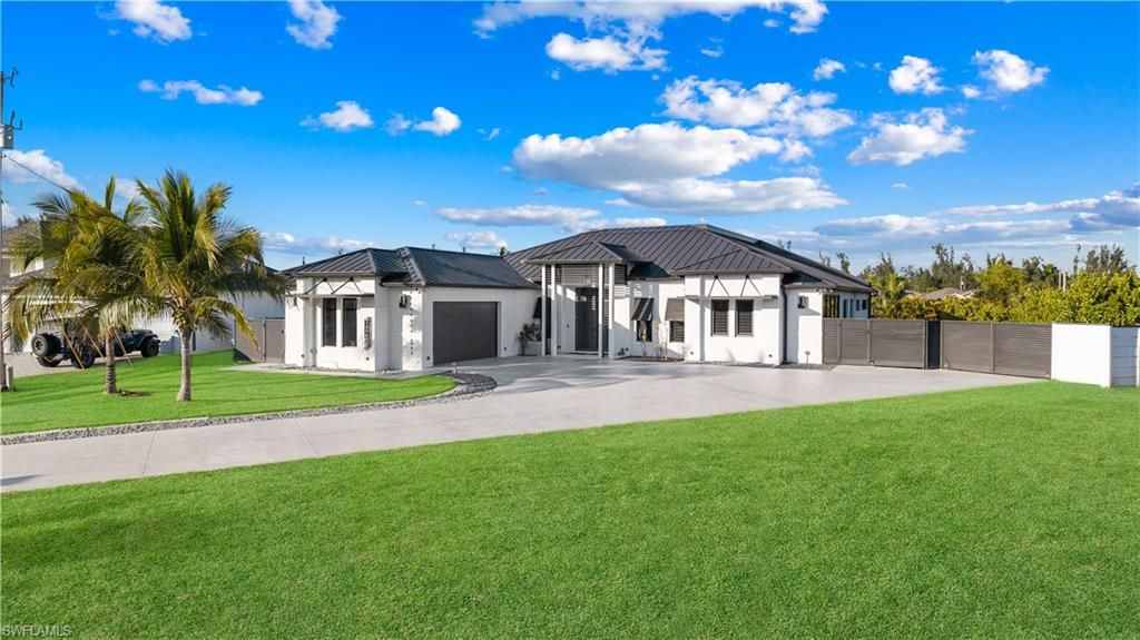 Image 2 of property listing at 1817 SW 11th TER, Cape Coral, FL 33991