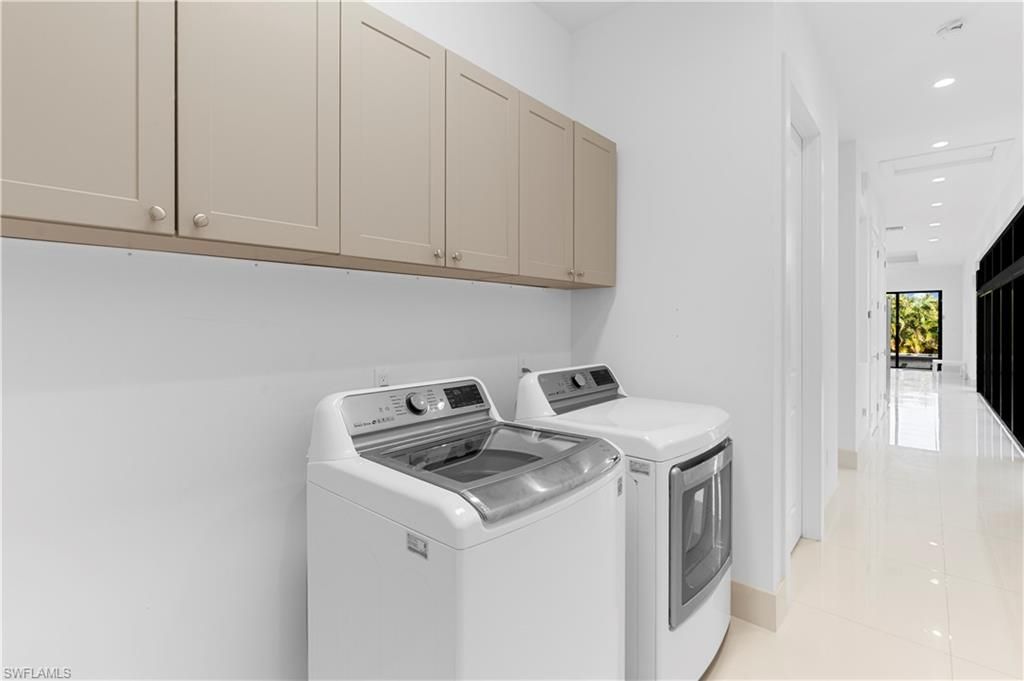 Image 24 of property listing at 1817 SW 11th TER, Cape Coral, FL 33991