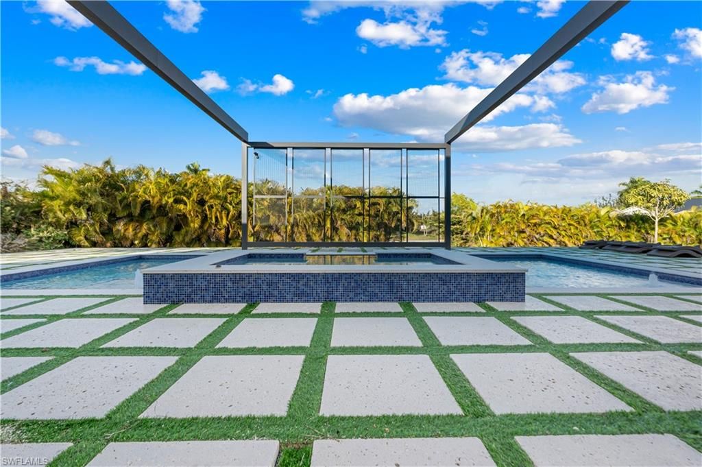 Image 29 of property listing at 1817 SW 11th TER, Cape Coral, FL 33991