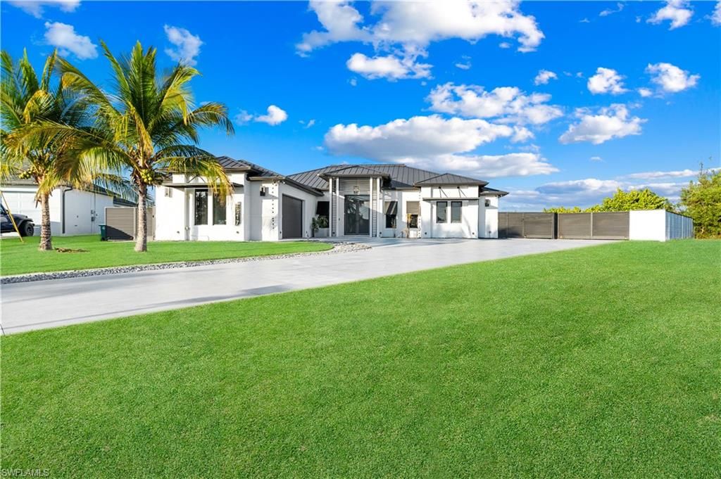 Image 32 of property listing at 1817 SW 11th TER, Cape Coral, FL 33991