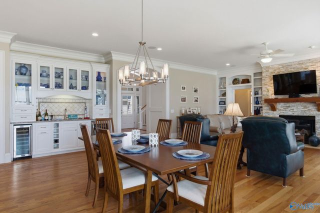 1310 Buck Island Drive, Guntersville, AL 35976