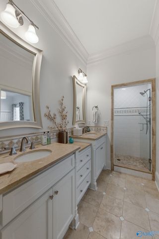 1310 Buck Island Drive, Guntersville, AL 35976