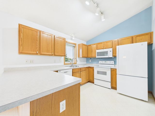 415 8th Avenue SW, Lonsdale, MN 55046