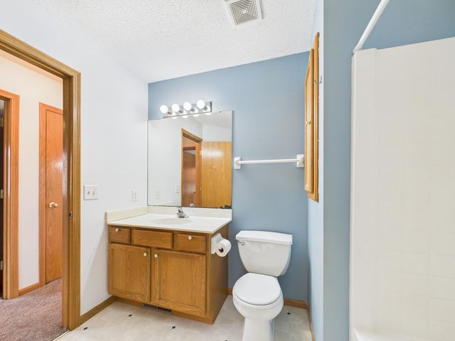 415 8th Avenue SW, Lonsdale, MN 55046