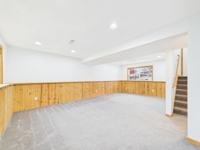 415 8th Avenue SW, Lonsdale, MN 55046