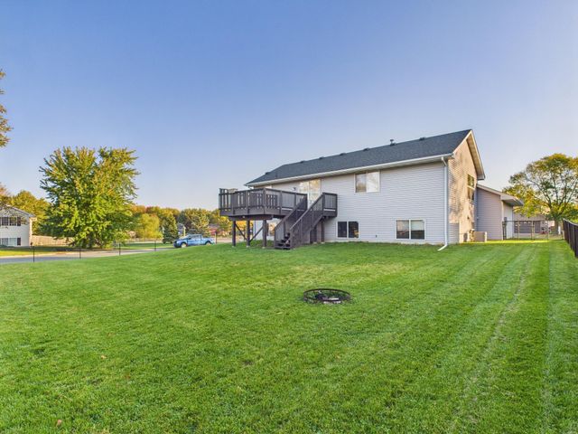 415 8th Avenue SW, Lonsdale, MN 55046