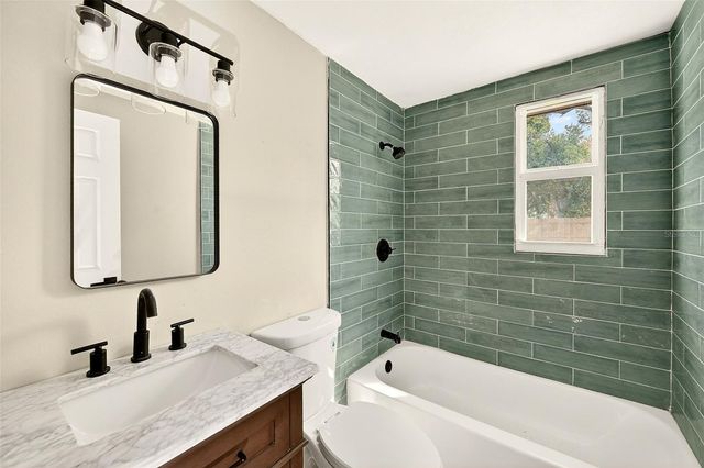 3005 CORD STREET, Tampa, FL 33605