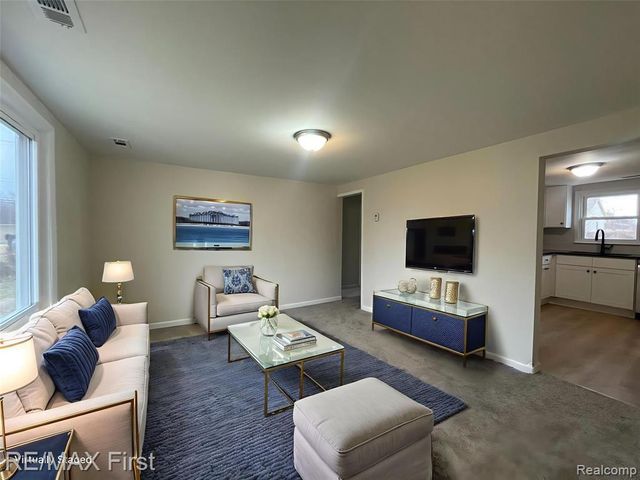 27124 Vance Street, Madison Heights, MI 48071