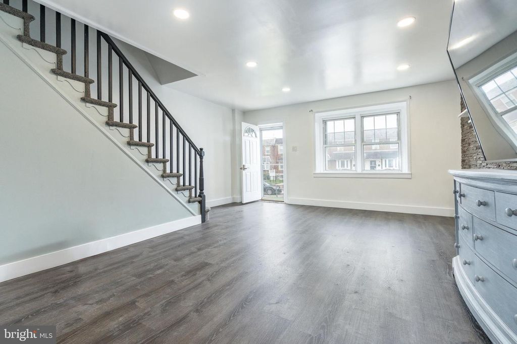 6606 ALGARD ST, Philadelphia, PA 19135