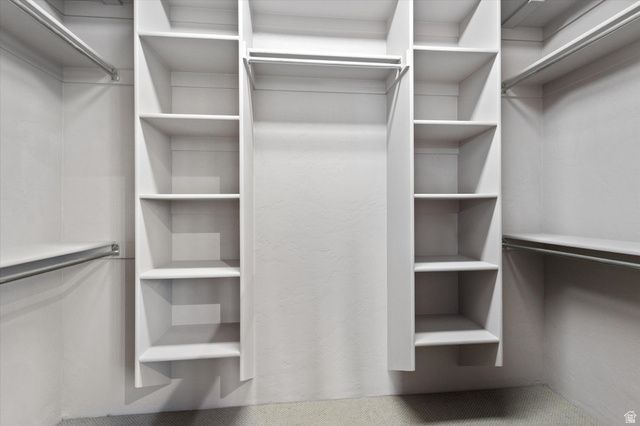 919 PARKWAY DR, North Salt Lake, UT 84054