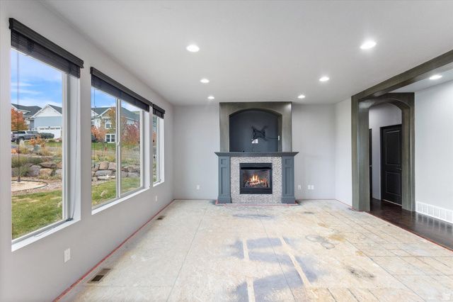 919 PARKWAY DR, North Salt Lake, UT 84054