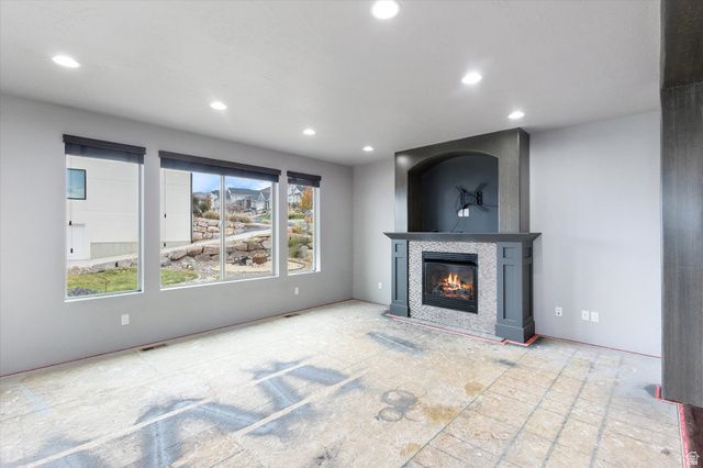 919 PARKWAY DR, North Salt Lake, UT 84054