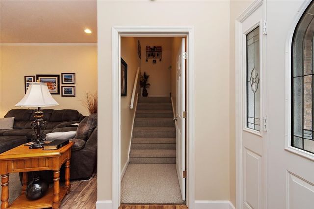 417 Whispering Winds Dr, Manchester, TN 37355