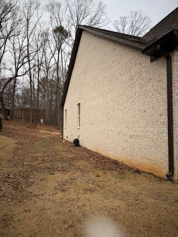 602 W Blue Springs Drive, Chatsworth, GA 30705