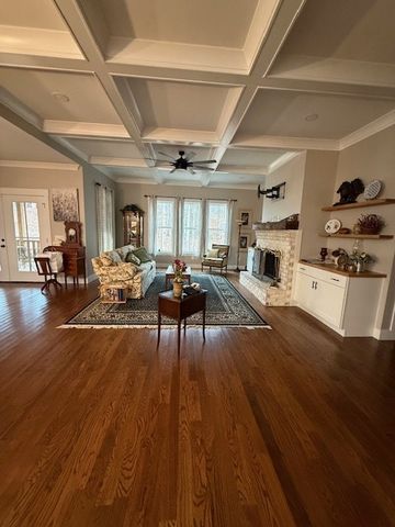 602 W Blue Springs Drive, Chatsworth, GA 30705