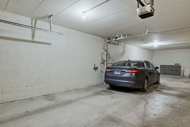 15713 Old Orchard Court 1N, Orland Park, IL 60462