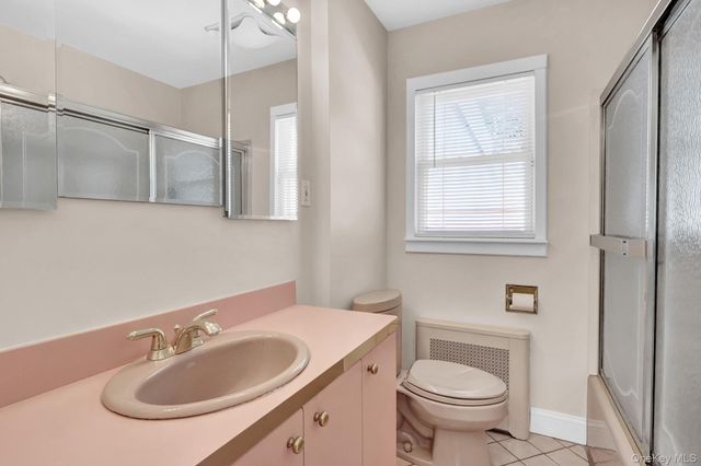 148 S Dean Street, Hicksville, NY 11801